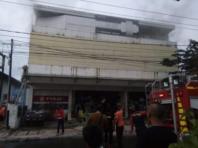 KEBAKARAN TERJADI DI WILAYAH KELURAHAN KARTOHARJO