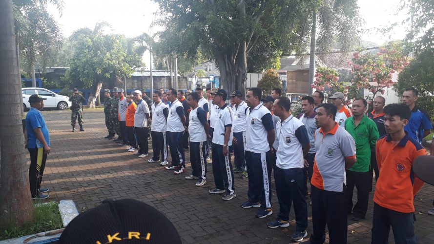 JUM'AT BERSIH DI KECAMATAN KARTOHARJO KOTA MADIUN